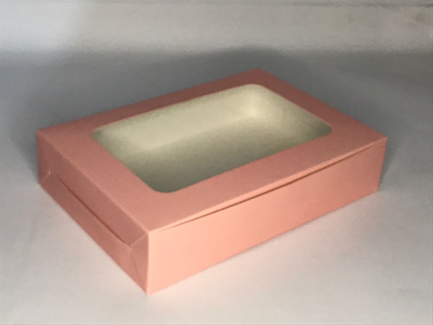 Box for 6 Brownies (6x9x2 inches) – Sturdy Packaging for Fresh Brownies