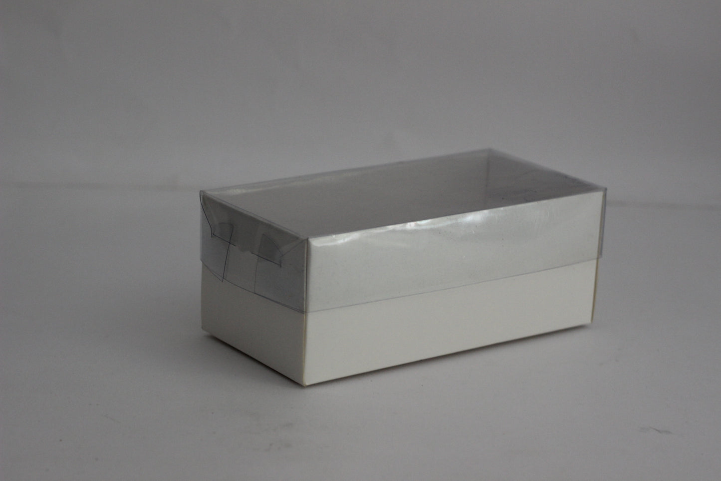 Clear Mini Box for 4 Macarons or Small Brownie Pieces – Elegant Dessert Packaging