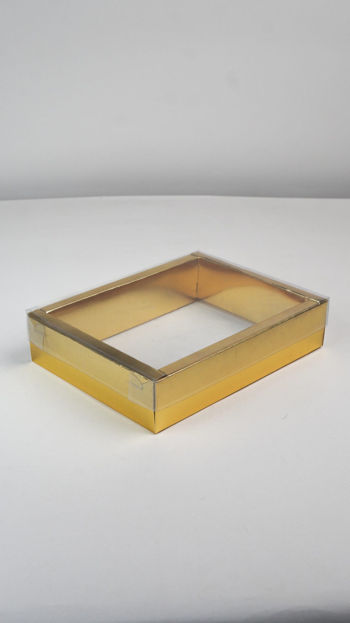 🍬 Sweet Gift Box with 12 Removable Compartments (6" x 8" x 2") 8