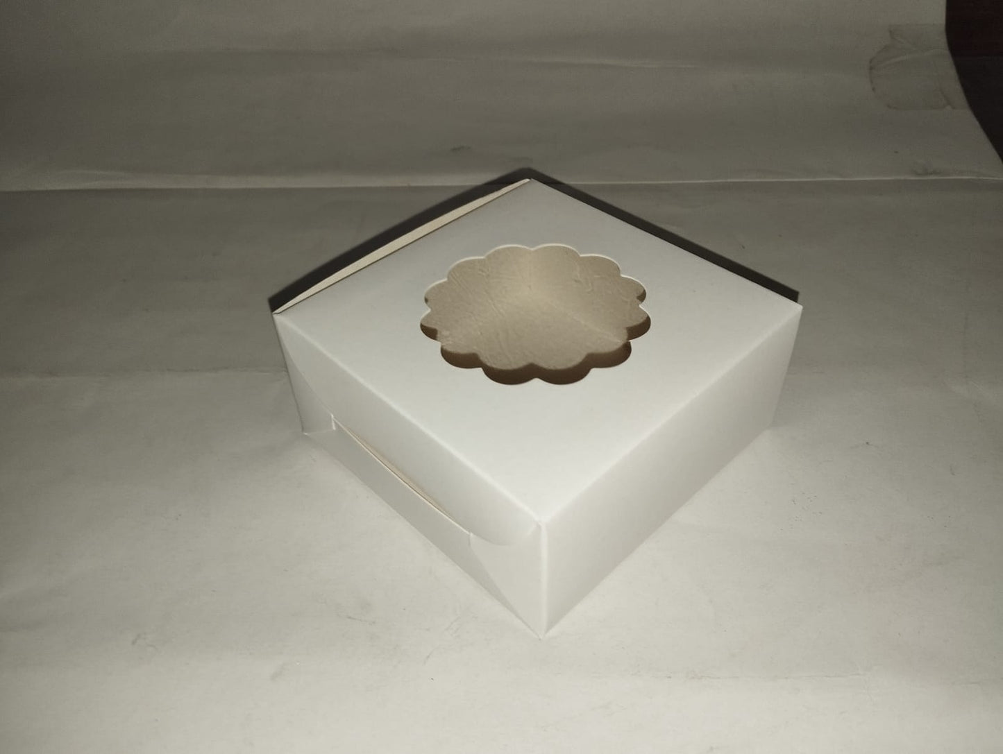 BOX FOR ONE BROWNIE AND MITHAI (250 GSM) 4*4*2