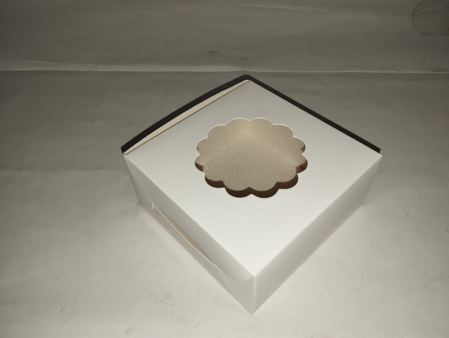 BOX FOR ONE BROWNIE AND MITHAI (250 GSM) 4*4*2