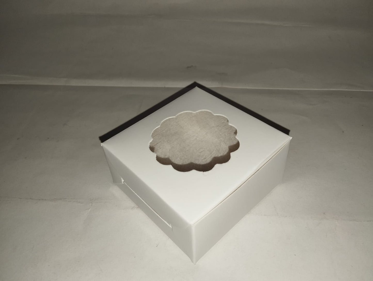 BOX FOR ONE BROWNIE AND MITHAI (250 GSM) 4*4*2