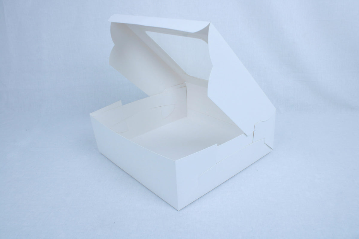 White Bakery boxfor cakes (9"x9"x4") 3