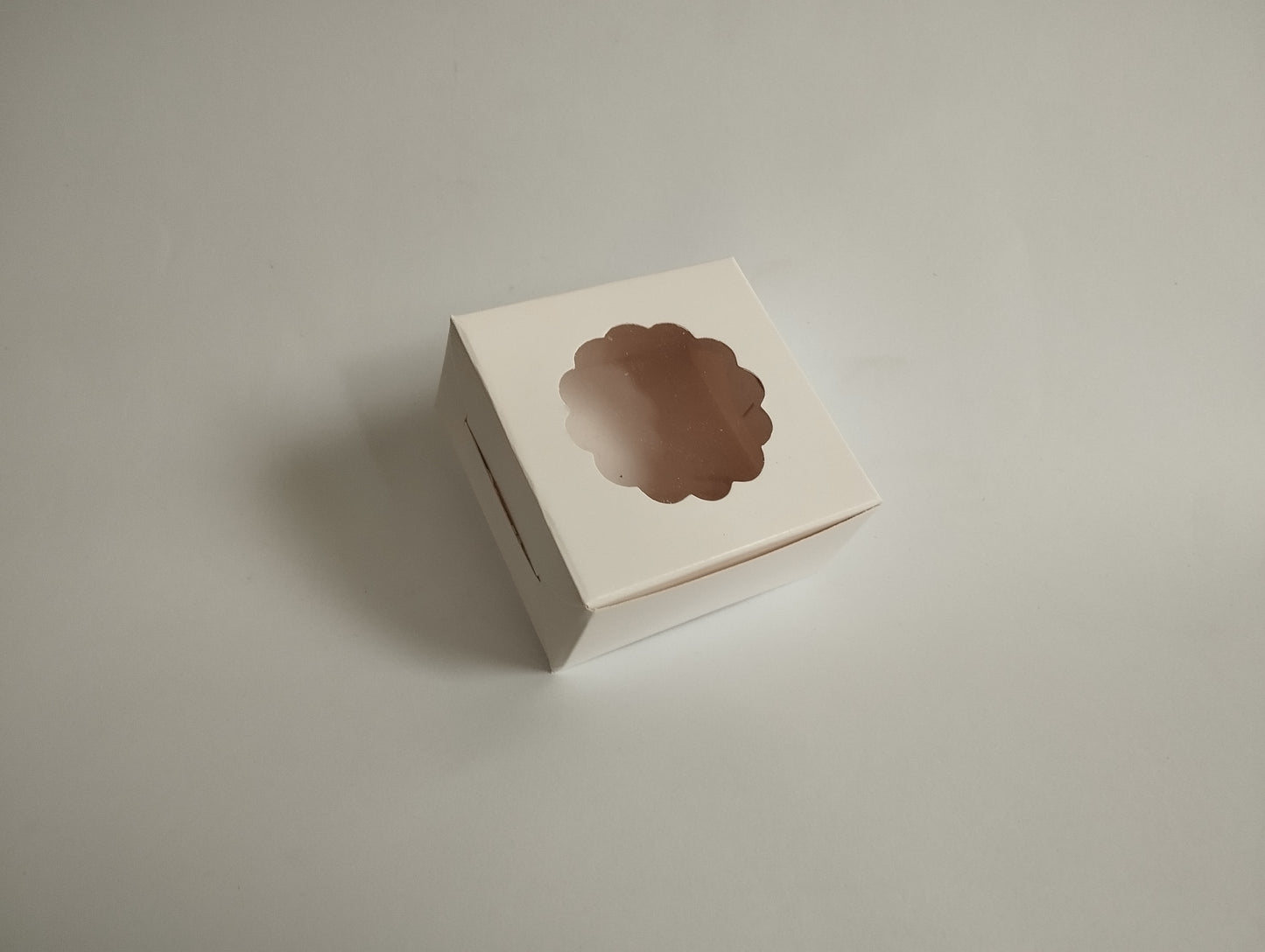 Box for small Candles, brownie bites, one macaroon, (3"x3"x1.5")